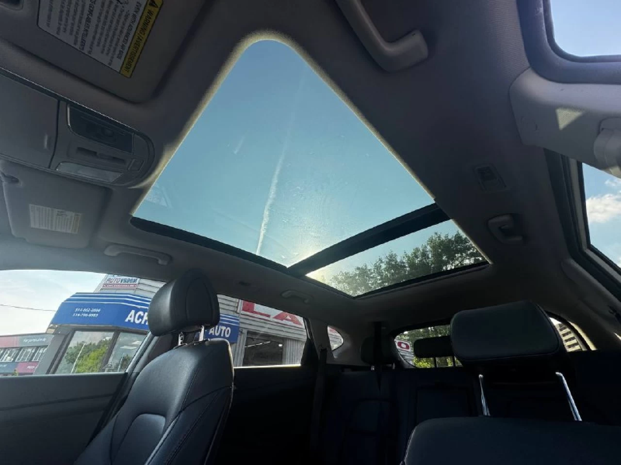 2017 Hyundai Tucson SE**AWD**Jamais accidente**Un PropriÉtaire**CUIR**TOIT PANORAMIQUE**VOLANT CHAUFFNATS**SIEGES CHAUFFANTS**MAGS**CAMERA DE RECULE** Image principale