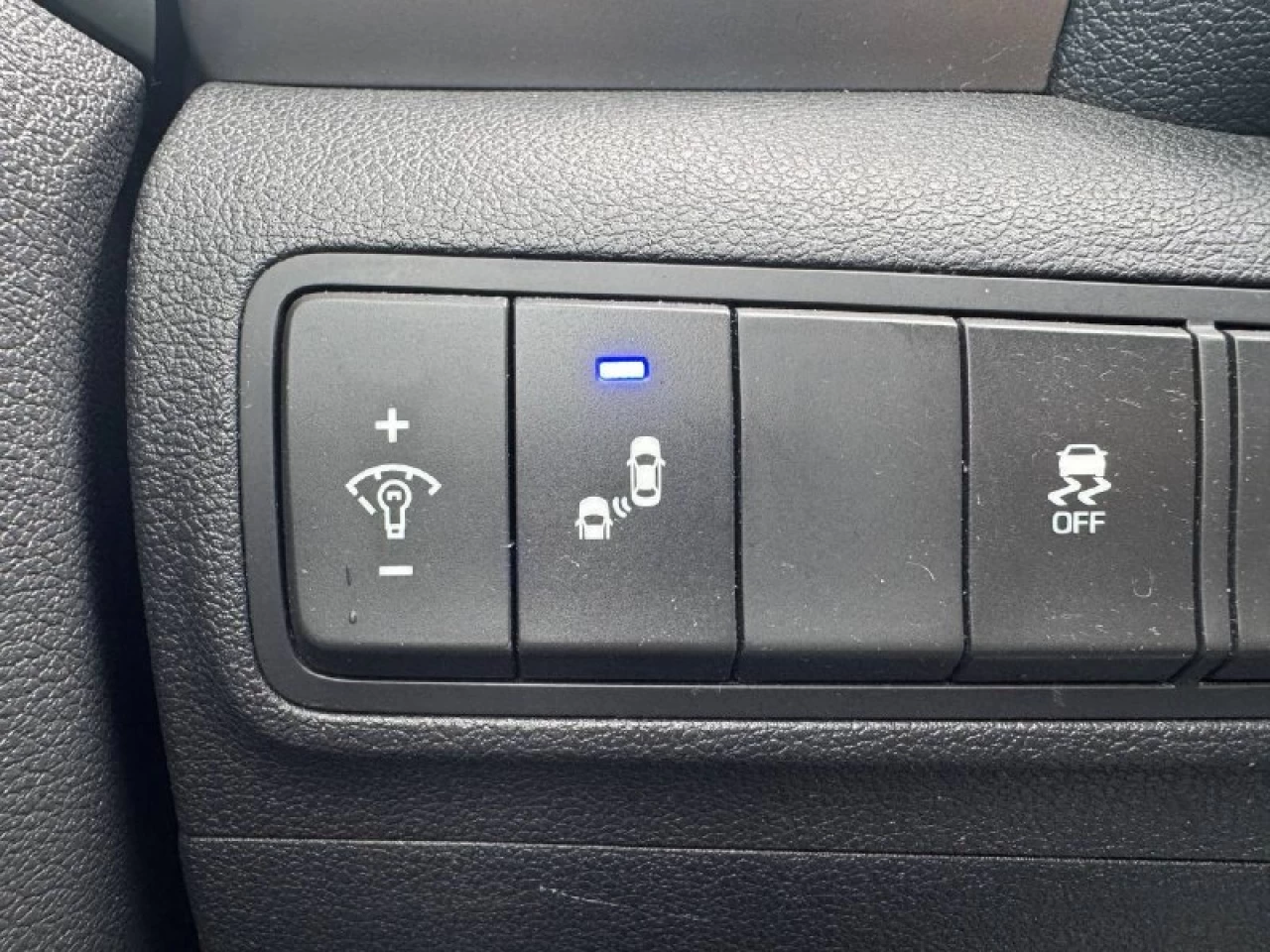 2017 Hyundai Tucson Premium **CamÉra de Recul**Volant Chauffant**SIEGES CHAUFFNATS AVANT ET ARRIERE**ANGLE MORT**MAGS** Image principale
