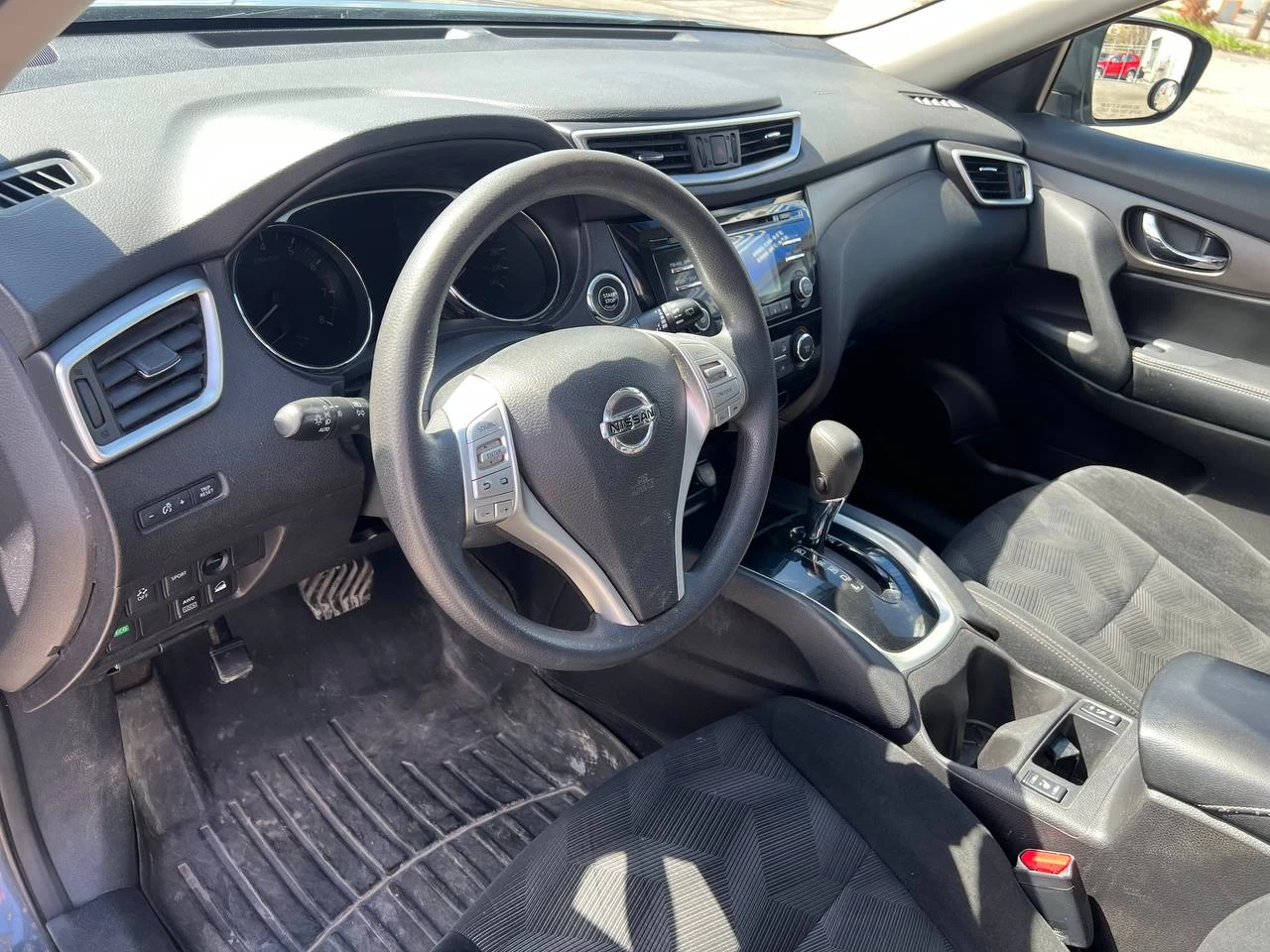 2015 Nissan Rogue SV**AWD**TOIT OUVRANT PANORAMIQUE**CAMERA DE RECULE**SIEGES CHAUFFNATS**Mags** Image principale