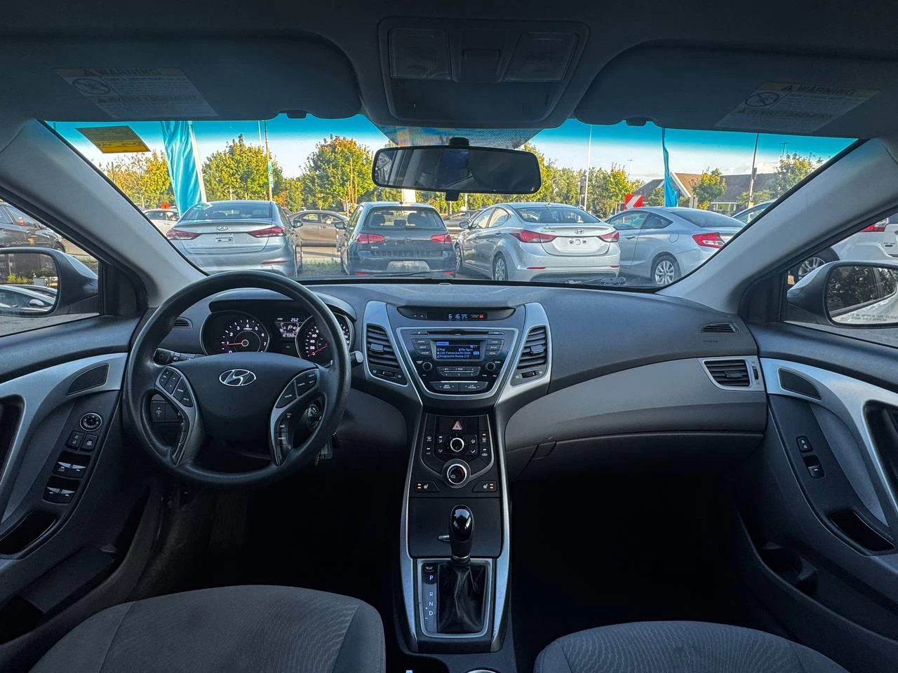 2014 Hyundai Elantra GL**SAAQ CERTIFIEE**SIEGES CHAUFFNATS**BLUETOOTH**BAS KILOMETRAGE** Image principale