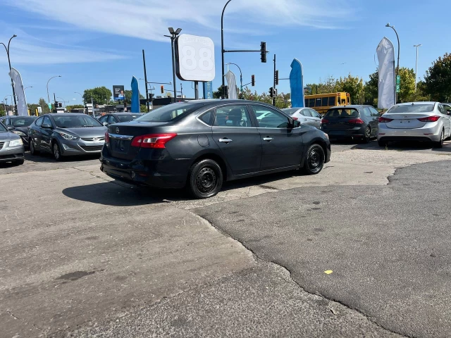 Nissan Sentra S** 2017