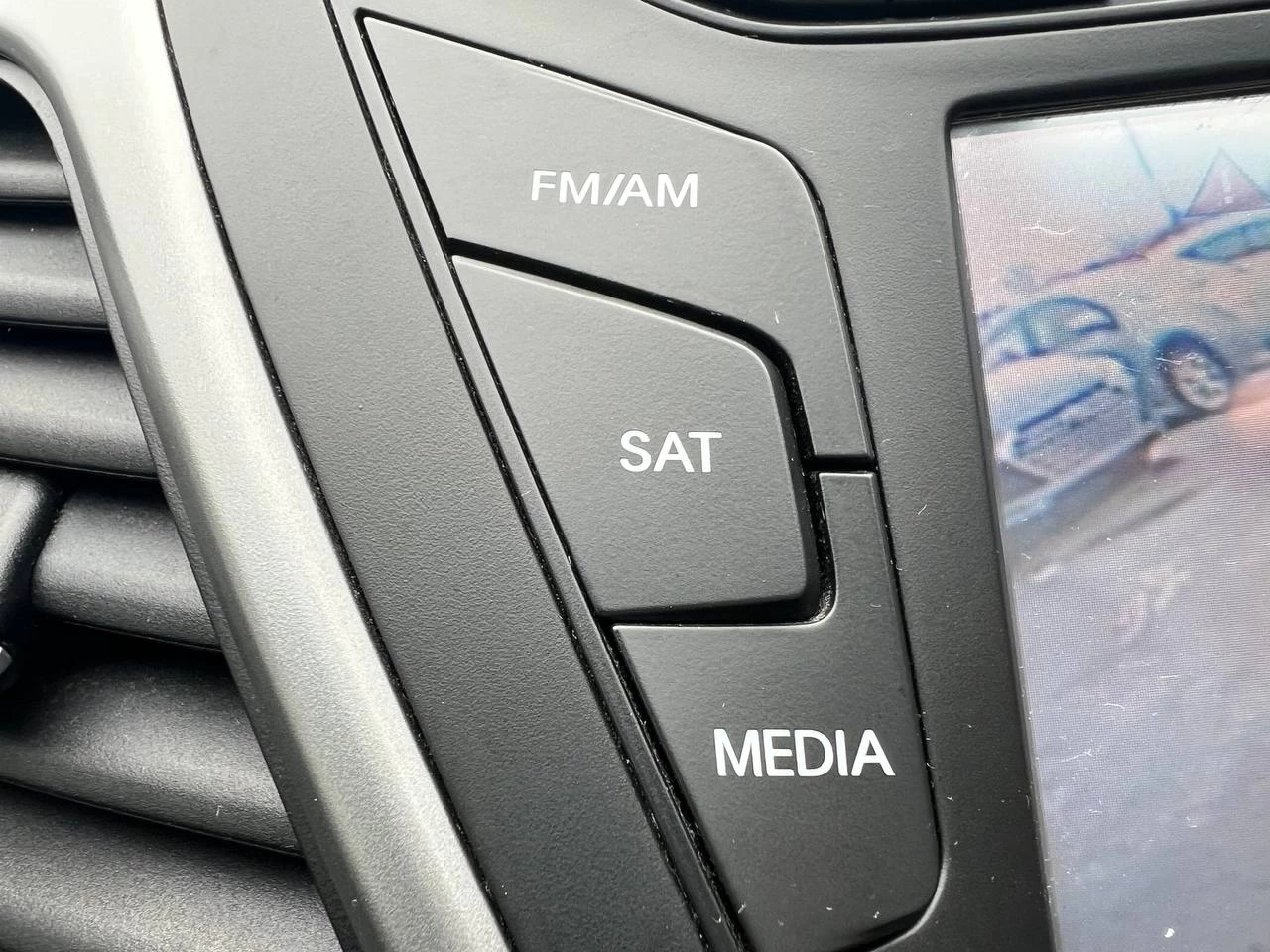 2015 Hyundai Elantra Limited**SAAQ CERTIFIEE**Toit Ouvrant**CamÉra de Recul**SIEGES EN CUIR**Navigation**SIEGES CHAUFFANTS Avant et ArriÈre**DÉmarrage À distance**MAGS** Image principale