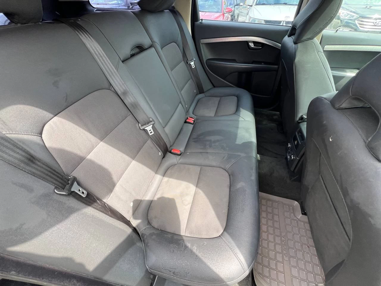 2009 Volvo XC70 3.2L**AWD**TOIT OUVRANT**SIEGES CHAUFFNATS**CUIR**PUSH TO STRAT** Image principale