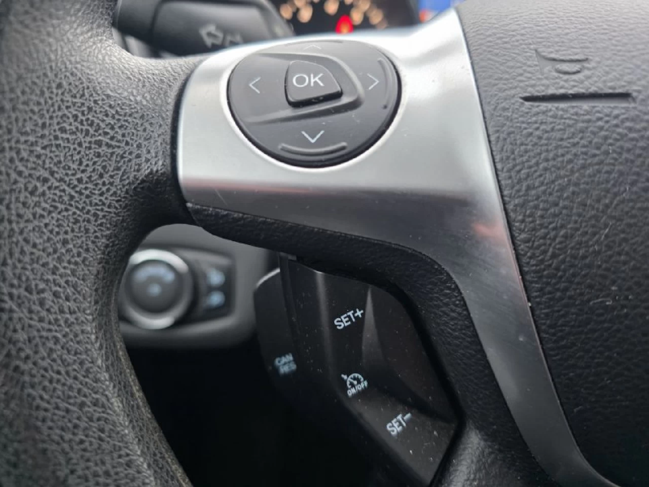 2013 Ford Escape **JAMAIS ACCIDENTEE**TRES BAS KILO**58 000KM**CERTIFIEE**SIEGES CHAUFFANTS**MAGS**EN SPECIAL** Image principale