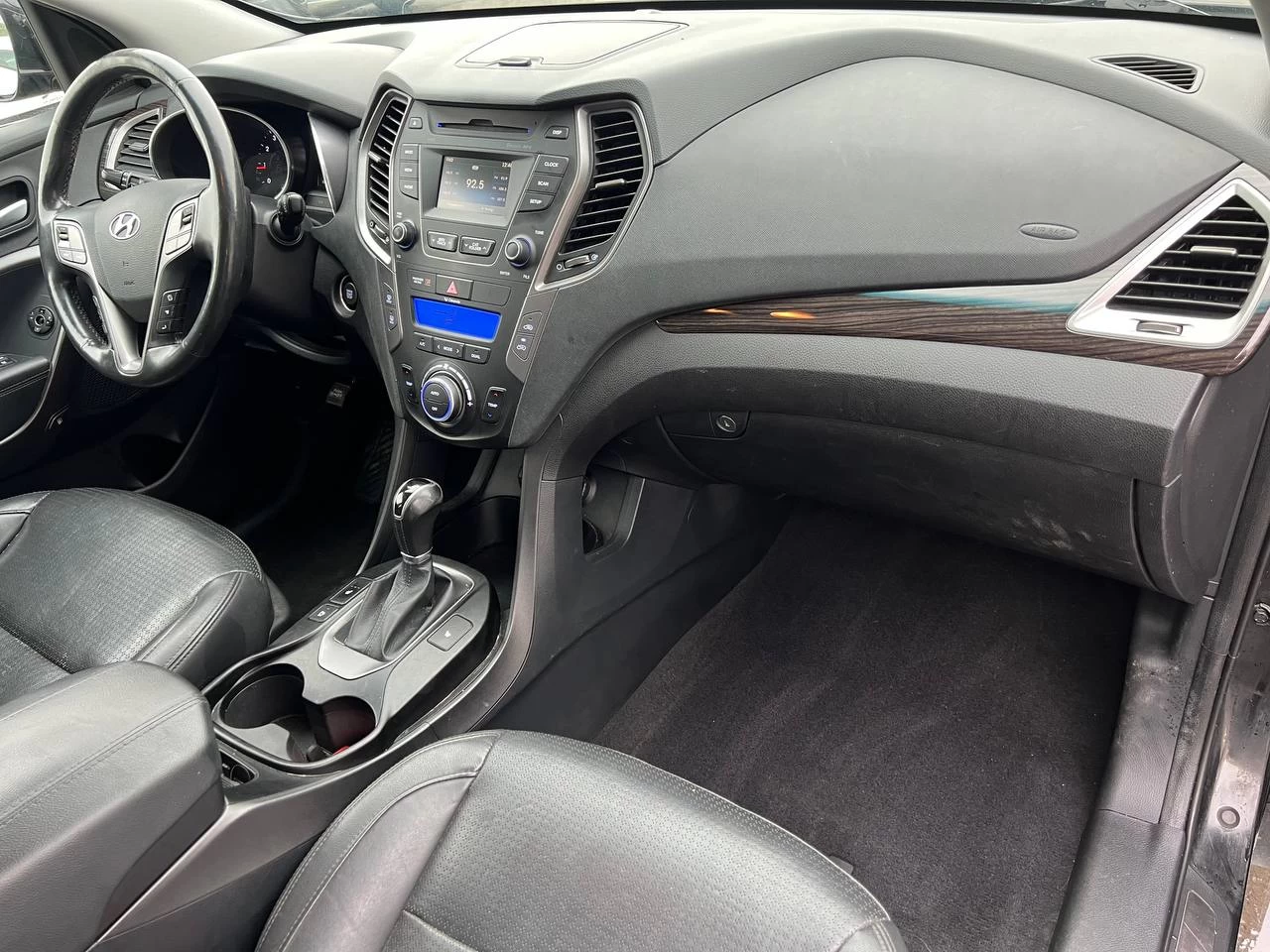 2014 Hyundai Santa Fe Sport SE**AWD**Jamais Accidente**TOIT OUVRANT PANORAMIQUE**SIEGE EN CUIR**CAMERA DE RECUL**SIEGES CHAUFFNATS AVANT ET ARRIERE**VOLANT CHAUFFNATS**MAGS** Image principale