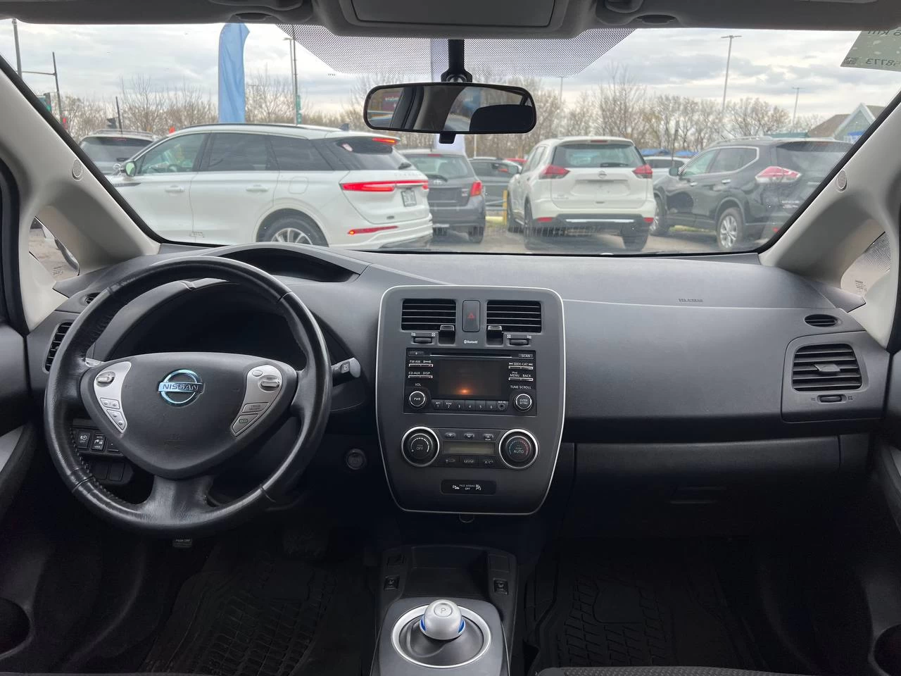 2015 Nissan LEAF SV**Jamais Accidentee**CAMERA DE RECUL**SIEGES CHAUFFANTS EN AVANT ET ARRIERE**VOLANT CHAUFFANTS Image principale