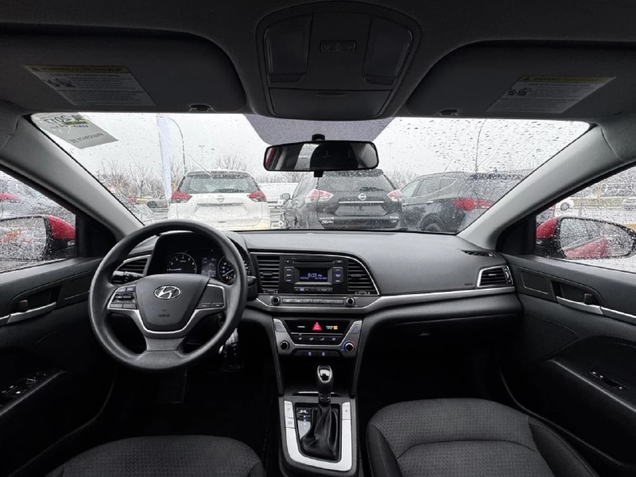 2017 Hyundai Elantra LE**SAAQ CERTIFIER**SIEGES CHAUFFNATS**MODE ECO** Image principale