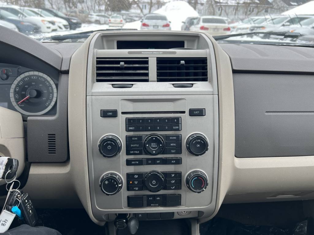 2008 Ford Escape **********SELLING FOR PARTS********** Image principale