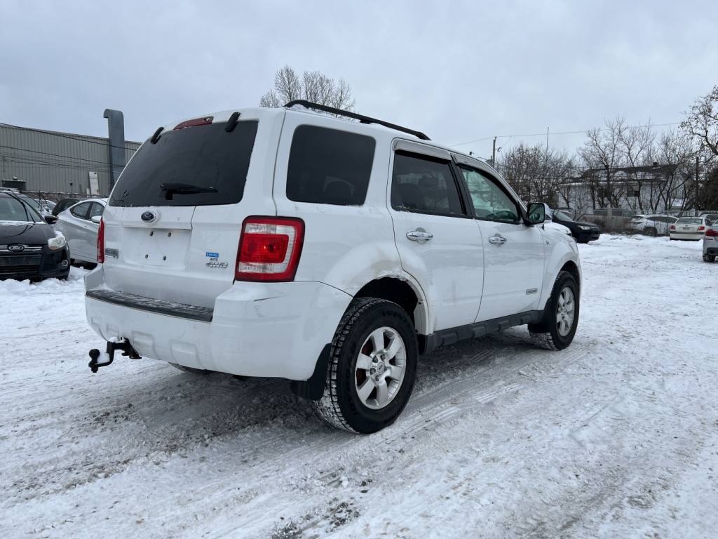2008 Ford Escape **********SELLING FOR PARTS********** Image principale