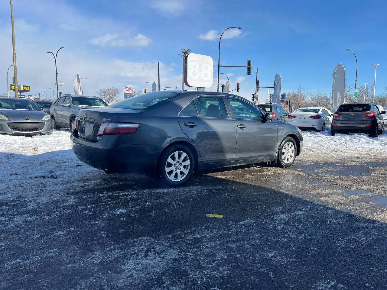 2009 Toyota Camry Hybrid**TOIT OUVRANT**MAGS**PUSH START** Image principale