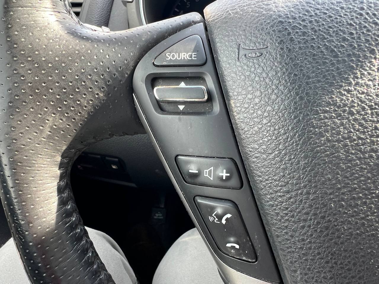2014 Nissan Murano SV**AWD**Toit ouvrant**SIEGES EN CUIR**CAMERA DE RECUL** Navigation**SIEGES CHAUFFANTS** Image principale