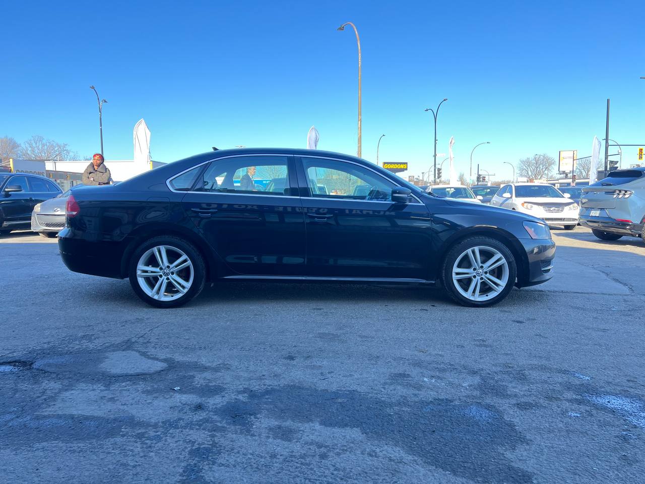 2013 Volkswagen Passat Comfortline**TOIT OUVRANT**MAGS**CUIR**SIEGES CHAUFFANTS** Image principale