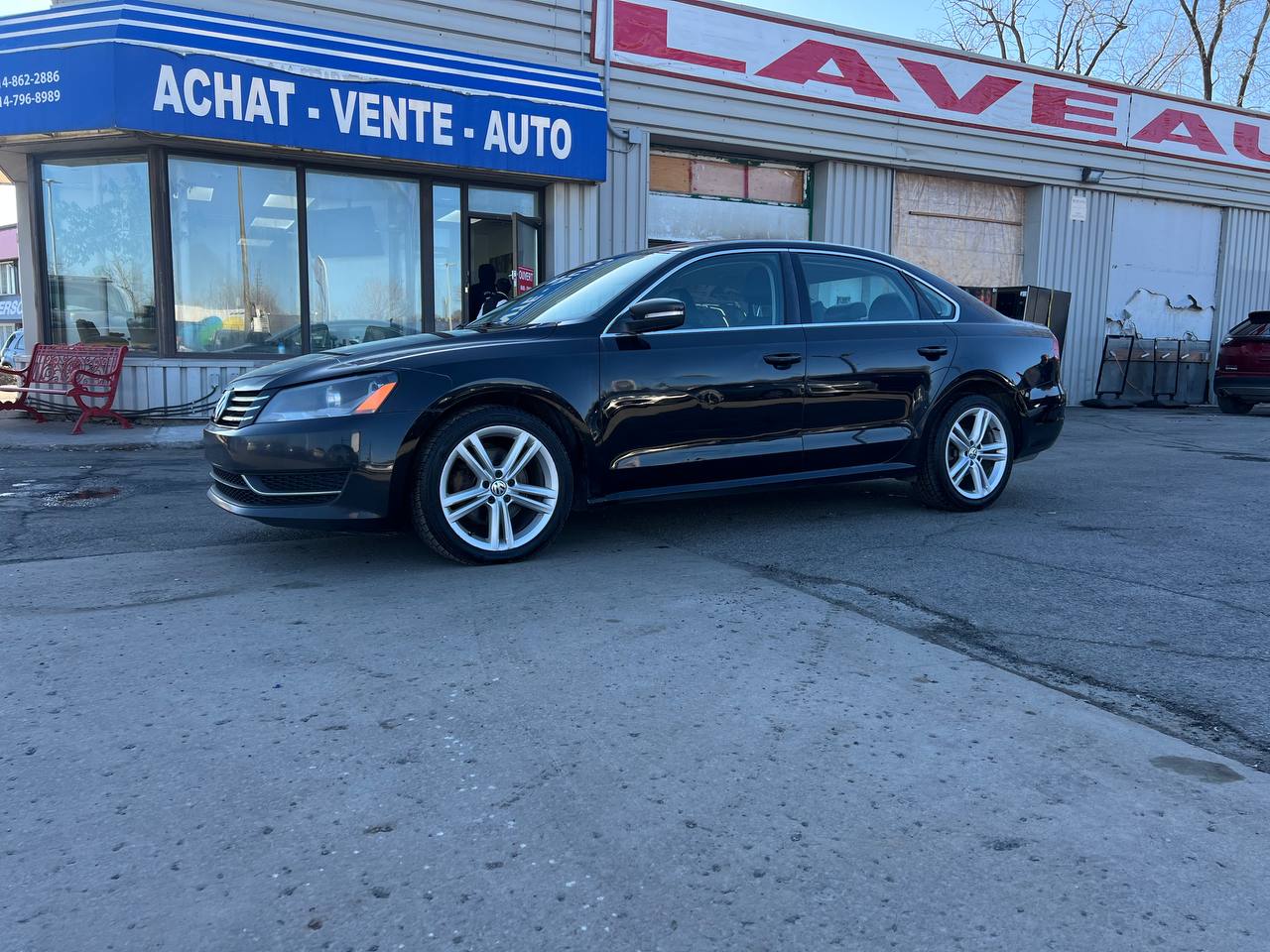 2013 Volkswagen Passat Comfortline**TOIT OUVRANT**MAGS**CUIR**SIEGES CHAUFFANTS** Image principale