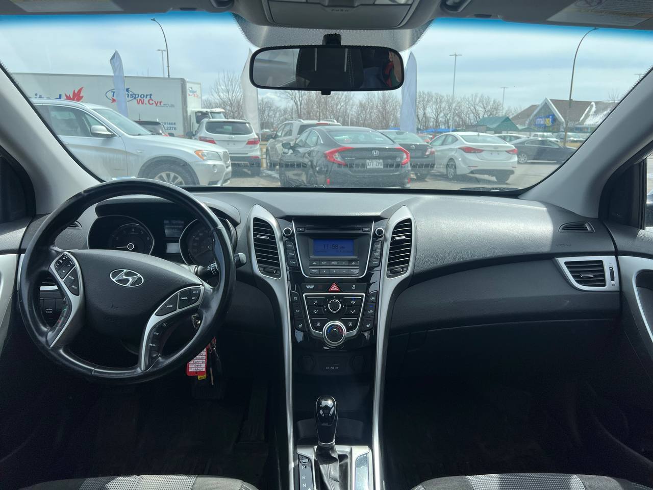 2013 Hyundai Elantra GT GLS**TOIT OUVRANT PANARAMIQUE**SIEGES CHAUFFANTS**MAGS** Image principale