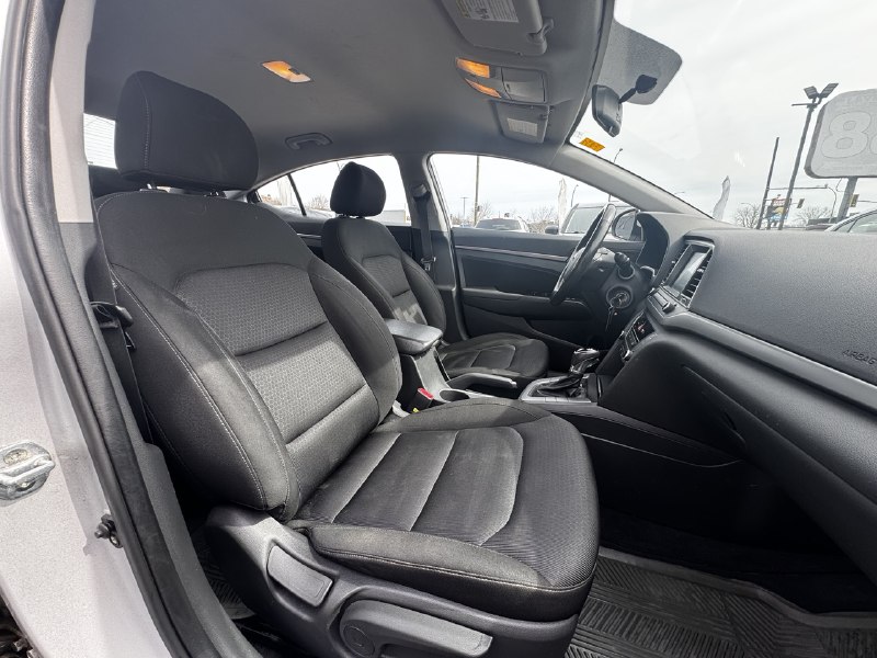 2018 Hyundai Elantra GL**CAMERA DE RECULE**SIEGES CHAUFFANTS**Volant Chauffant**SIEGES CHAUFFANTS** Image principale