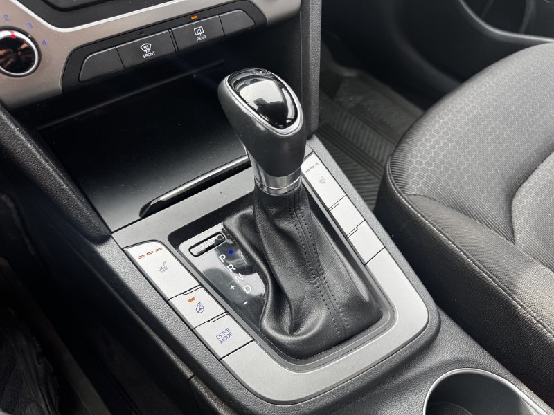 2018 Hyundai Elantra GL**CAMERA DE RECULE**SIEGES CHAUFFANTS**Volant Chauffant**SIEGES CHAUFFANTS** Image principale