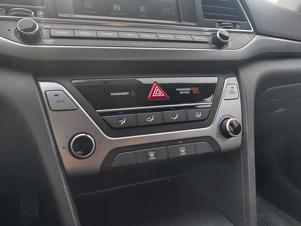 2018 Hyundai Elantra GL**CAMERA DE RECULE**SIEGES CHAUFFANTS**Volant Chauffant**SIEGES CHAUFFANTS** Image principale