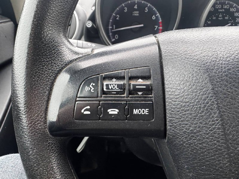 2013 Mazda 3 GX**Financement 1Ère, 2e et 3e chance !! 100% ApprouvÉ Image principale