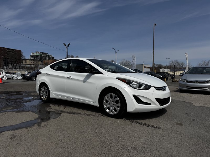 2014 Hyundai Elantra GL**SIEGES CHAUFFANTS**DÉmarreur À Distance** Image principale