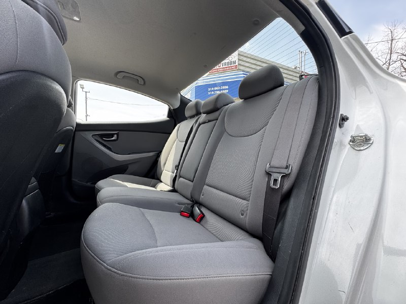 2014 Hyundai Elantra GL**SIEGES CHAUFFANTS**DÉmarreur À Distance** Image principale