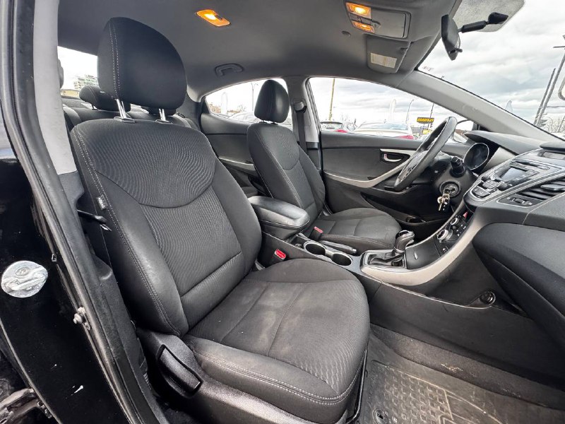 2015 Hyundai Elantra GL**SIEGES CAUFFANTS** Image principale