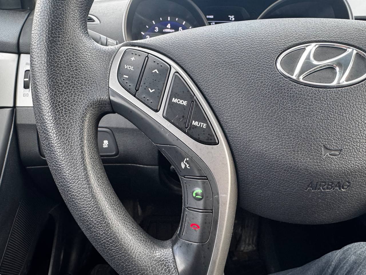 2015 Hyundai Elantra GL**SIEGES CAUFFANTS** Image principale