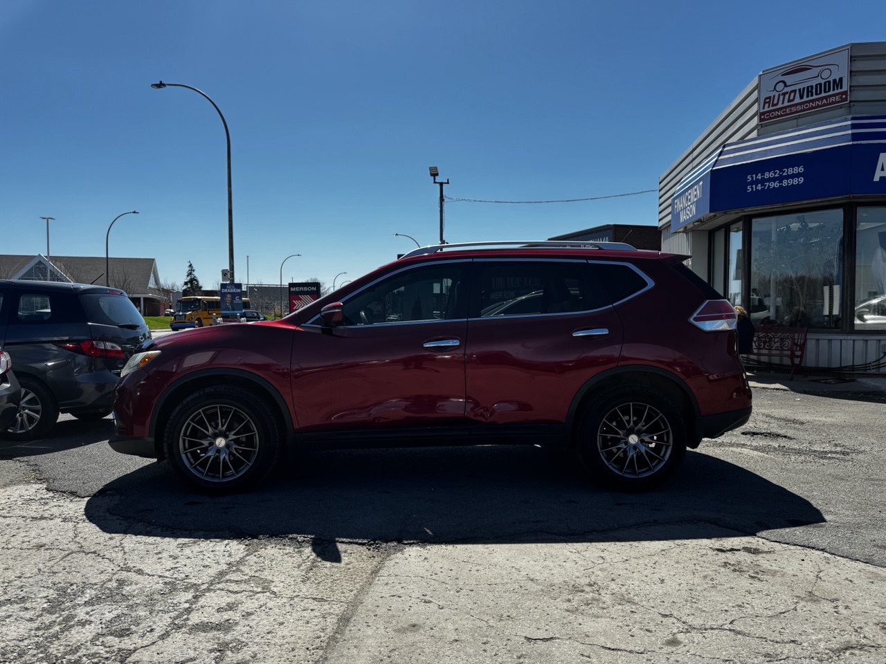 2015 Nissan Rogue SL**AWD**TOIT PANORAMIQUE**CAMERA DE RECULE**SIEGES EN CUIR**NAVIGATION**VOLANT CHAUFFANTS**SIEGES CHAUFFANTS** Image principale