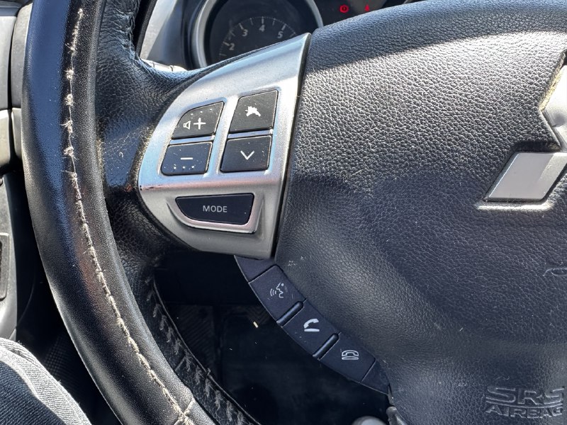2015 Mitsubishi Lancer LIMITED**TOIT OUVRANT**SIEGES CHAUFFANTS**MAGS**AIRCLIM** Image principale