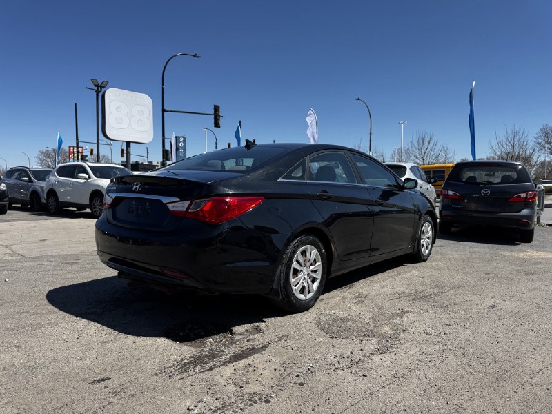 2011 Hyundai Sonata GL**PROMATION DU MOI !! 1 AN DE GARANTIE INCLUE DANS LE PRIX !!**SIEGES CHAUFFANTS**PRIX EN SPECIAL** Image principale