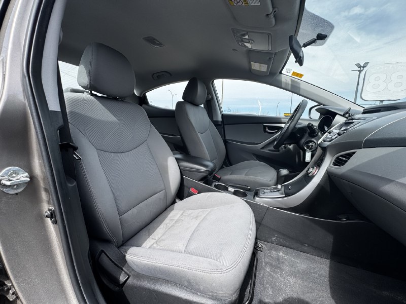 2013 Hyundai Elantra GL**SIEGES CHAUFFANTS**MODE ECO**REGULATEURE DE VITESSE** Image principale
