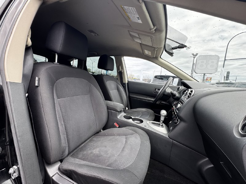 2013 Nissan Rogue S** Image principale