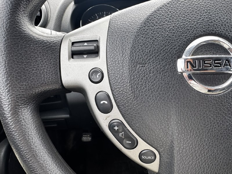 2013 Nissan Rogue S** Image principale