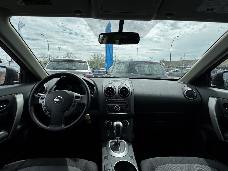 2013 Nissan Rogue S** Image principale