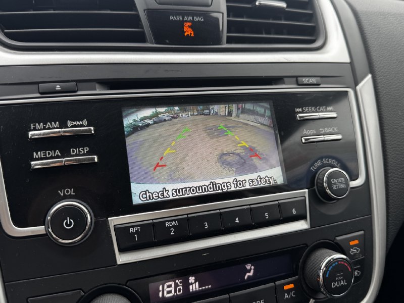 2016 Nissan Altima 2.5**Camera de recul**ALERTE ANGLE MORT**SIEGES CHAUFFANTS**MAGS**PUSH TO START** Image principale
