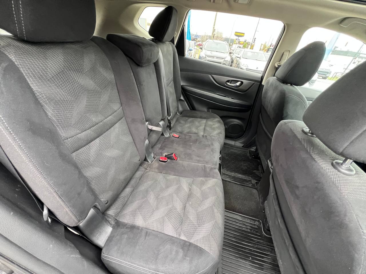 2015 Nissan Rogue SV**AWD**CERTIFIÉ Par la SAAQ**TOIT PANORAMIQUE**CAMERA DE RECULE**SIEGES CHAUFFANTS** Image principale