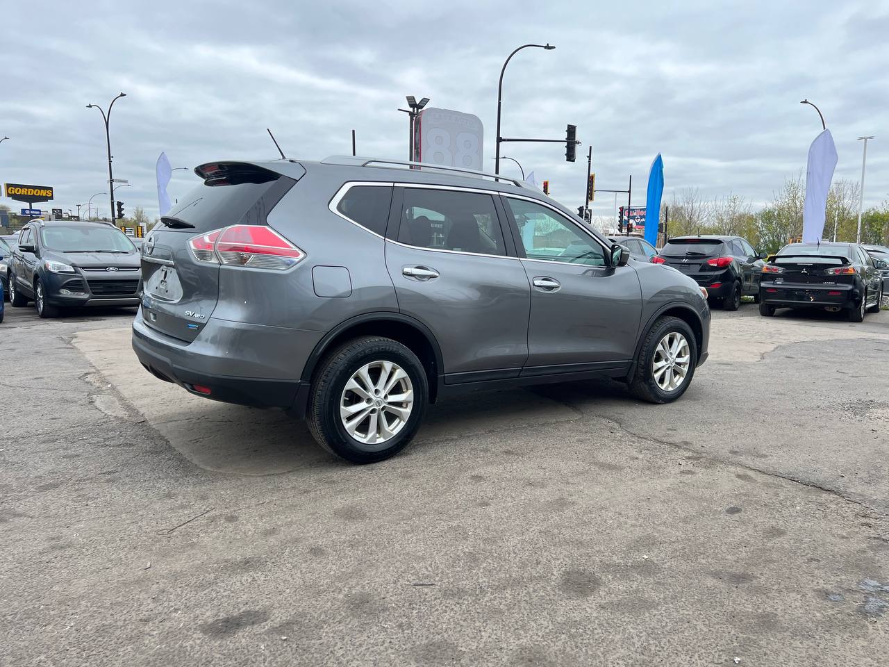 2015 Nissan Rogue SV**AWD**CERTIFIÉ Par la SAAQ**TOIT PANORAMIQUE**CAMERA DE RECULE**SIEGES CHAUFFANTS** Image principale
