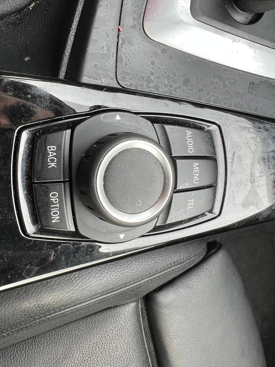 2014 BMW 320i xDrive 320i xDrive**AWD**TOIT OUVRANT**VOLANT CHAUFFANTS**SIEGES  EN CUIR**SIEGES CHAUFFANTS** Image principale