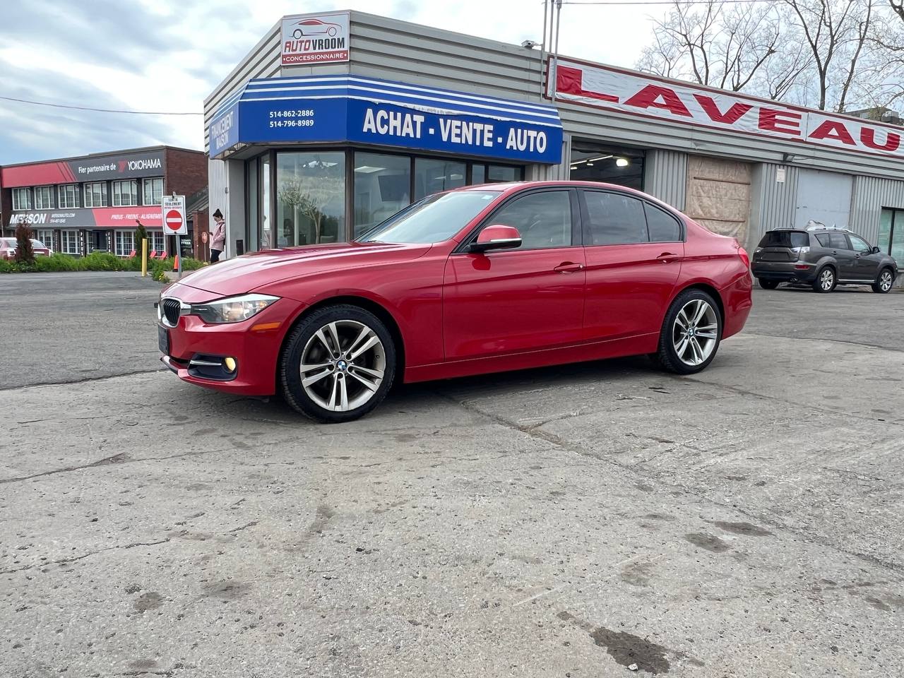 2014 BMW 320i xDrive 320i xDrive**AWD**TOIT OUVRANT**VOLANT CHAUFFANTS**SIEGES  EN CUIR**SIEGES CHAUFFANTS** Image principale