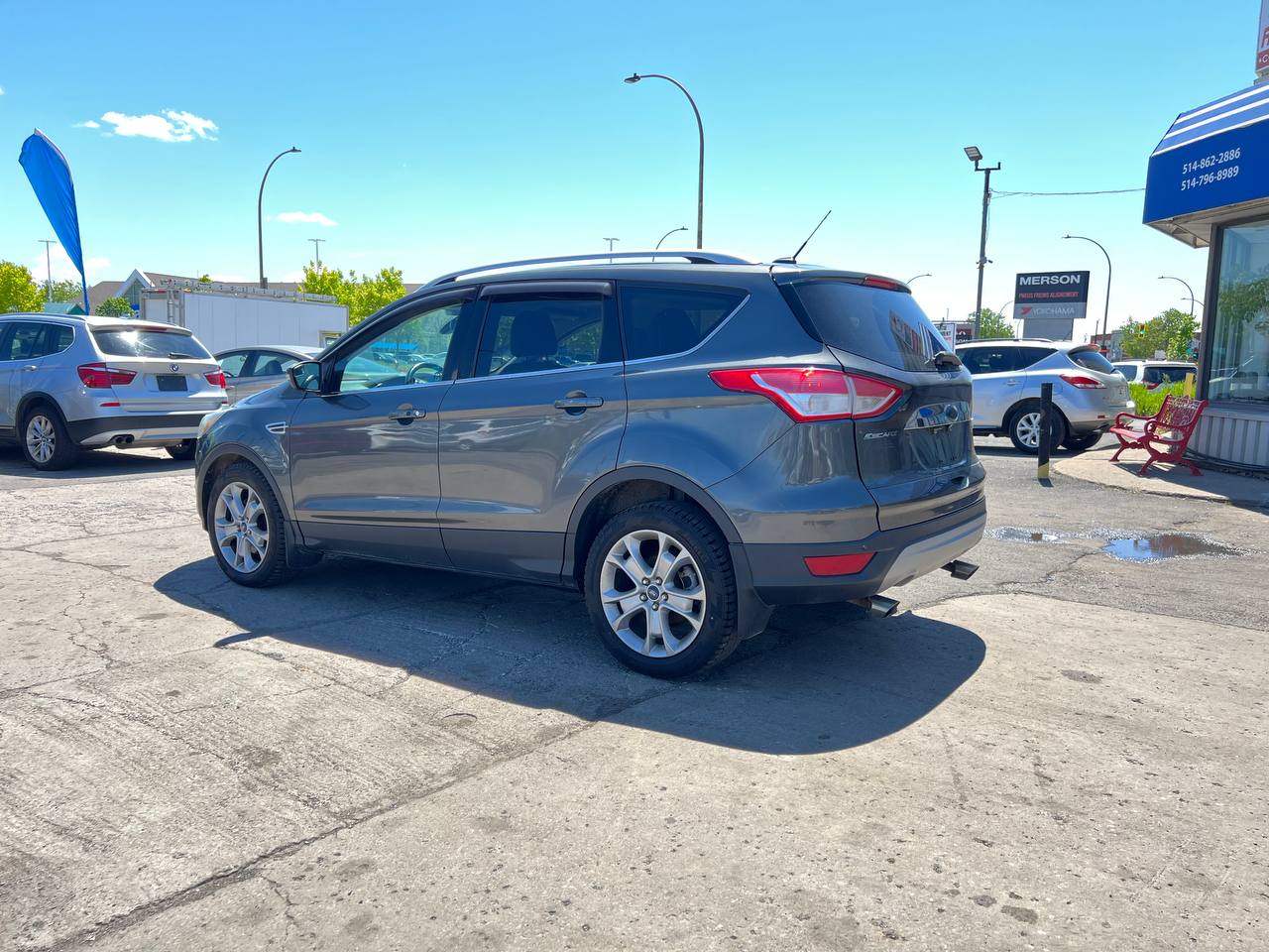 2015 Ford Escape Titanium**AWD** Jamais accidente**Toit Ouvrant**CamÉra de Recul**SIEGES EN CUIR**Navigation**SIEGES CHAUFFANTS**dÉmarrage À distance**MAGS** Image principale