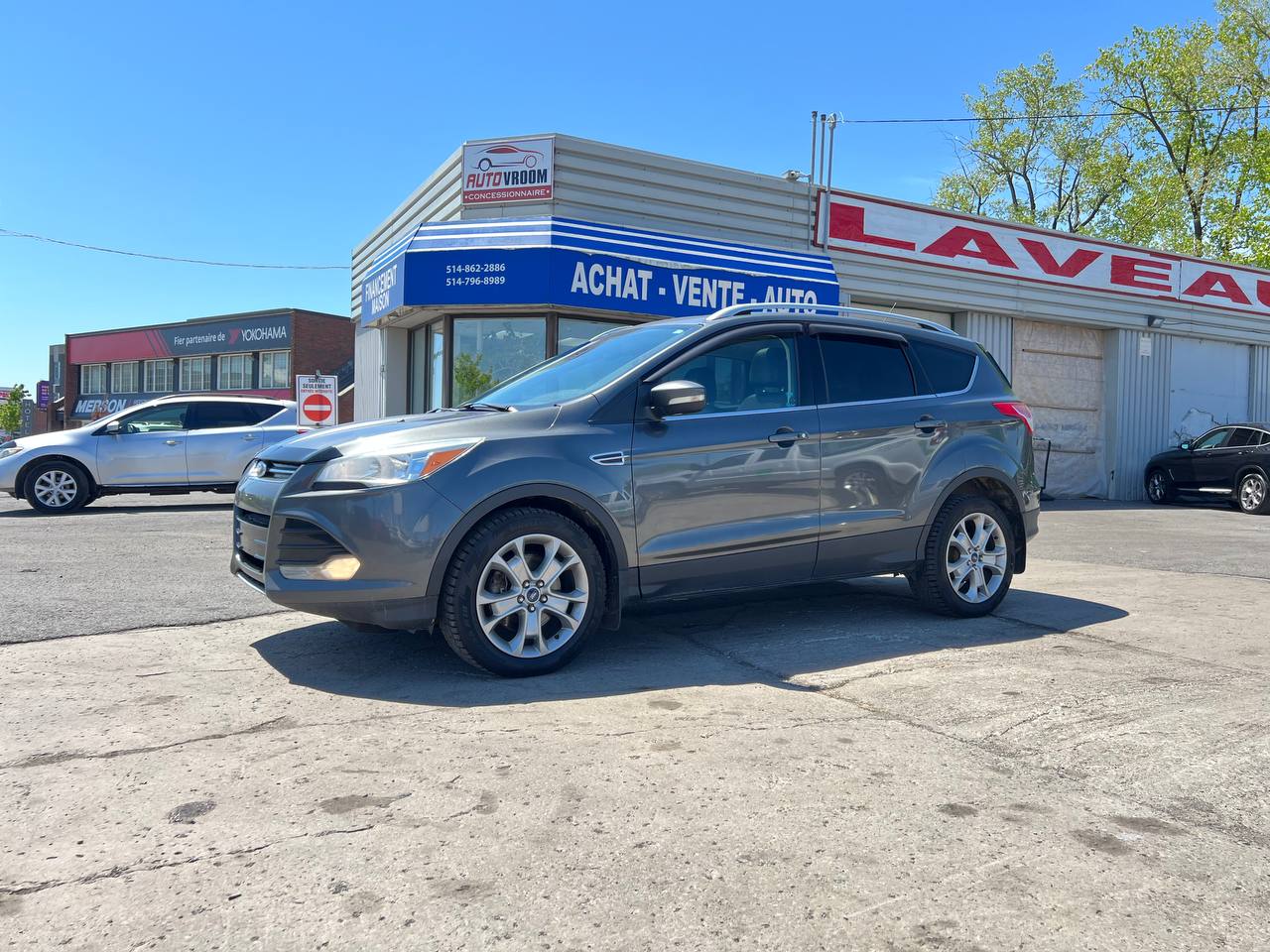 2015 Ford Escape Titanium**AWD** Jamais accidente**Toit Ouvrant**CamÉra de Recul**SIEGES EN CUIR**Navigation**SIEGES CHAUFFANTS**dÉmarrage À distance**MAGS** Image principale