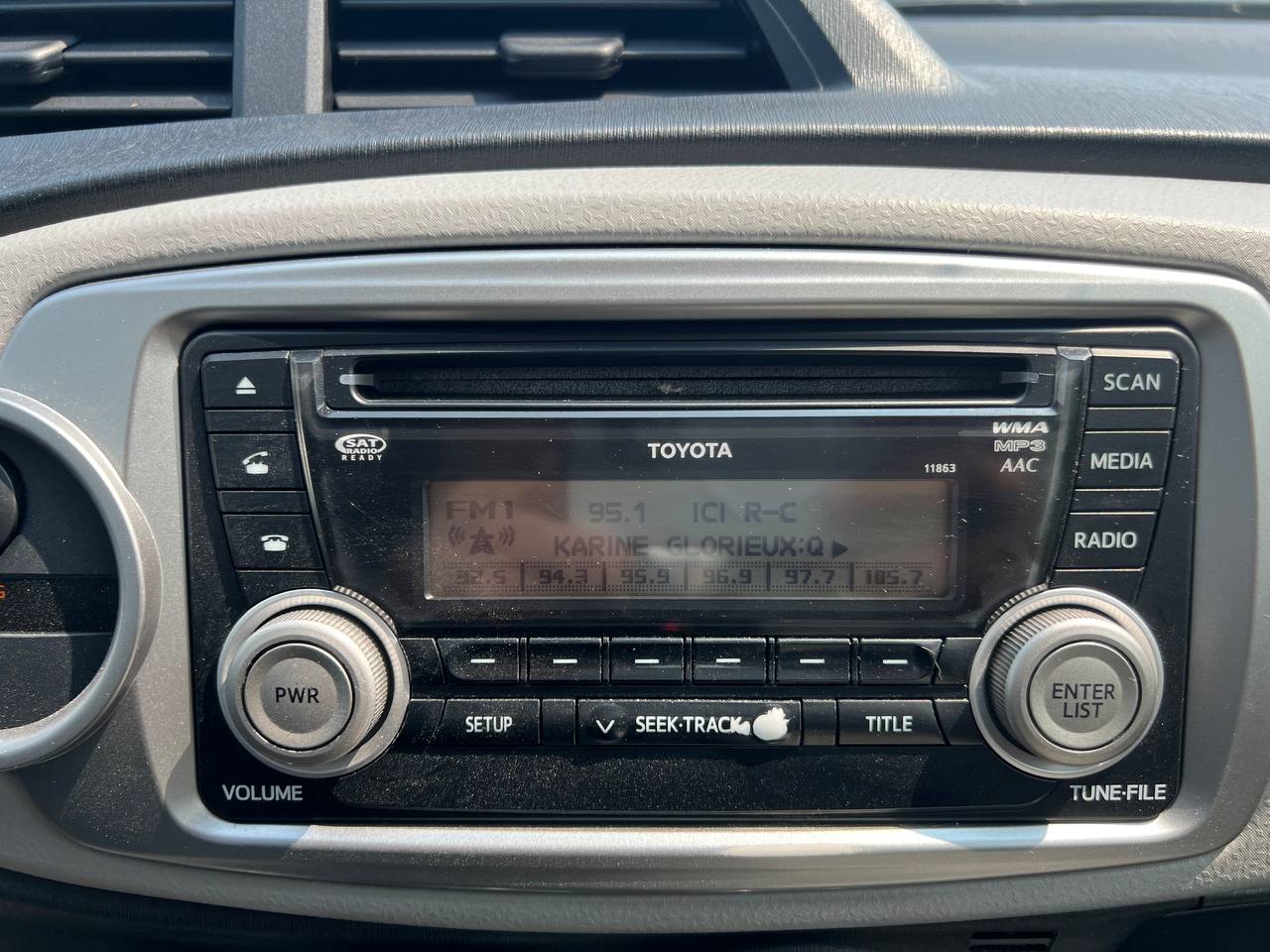 2012 Toyota Yaris LE**Un PropriÉtaire**Jamais accidente **BAS KILOMETRAGE** Image principale