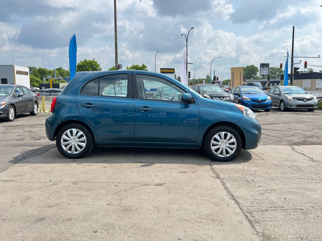 2015 Nissan Micra SV**CAMERA DE RECUL**SIEGES CHAUFFANTS**REG DU VITESSE*** Image principale