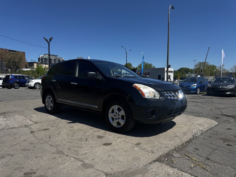 2013 Nissan Rogue S** Main Image