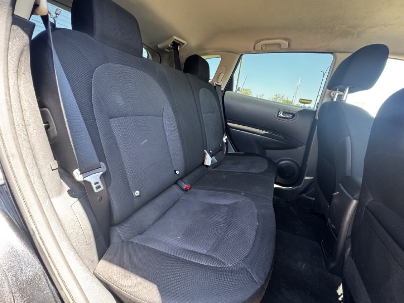 2013 Nissan Rogue S** Main Image