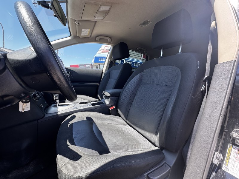 2013 Nissan Rogue S** Main Image
