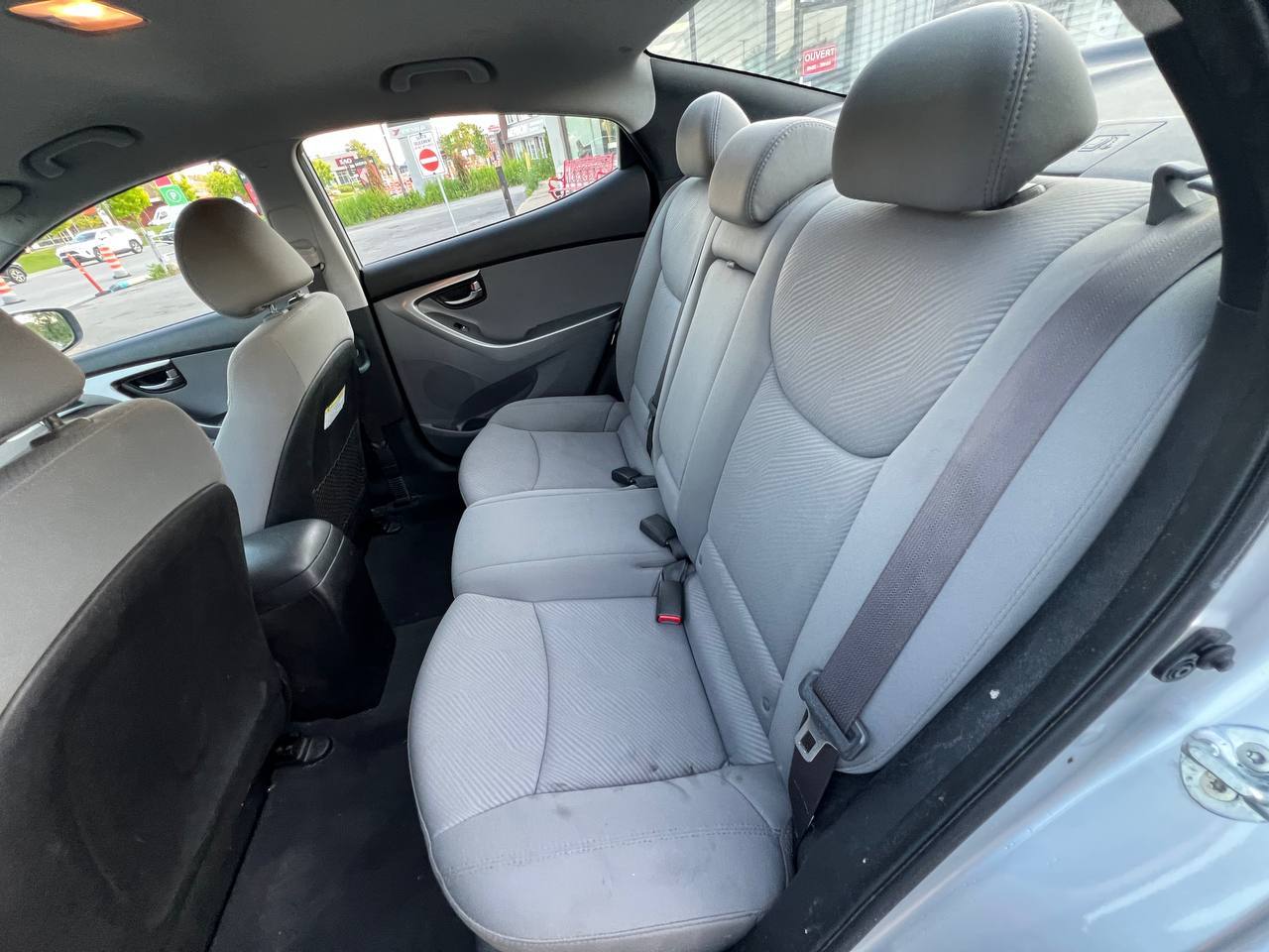 2013 Hyundai Elantra GL**SAAQ CERTIFIEE**SIEGES CHAUFFANTS** Main Image