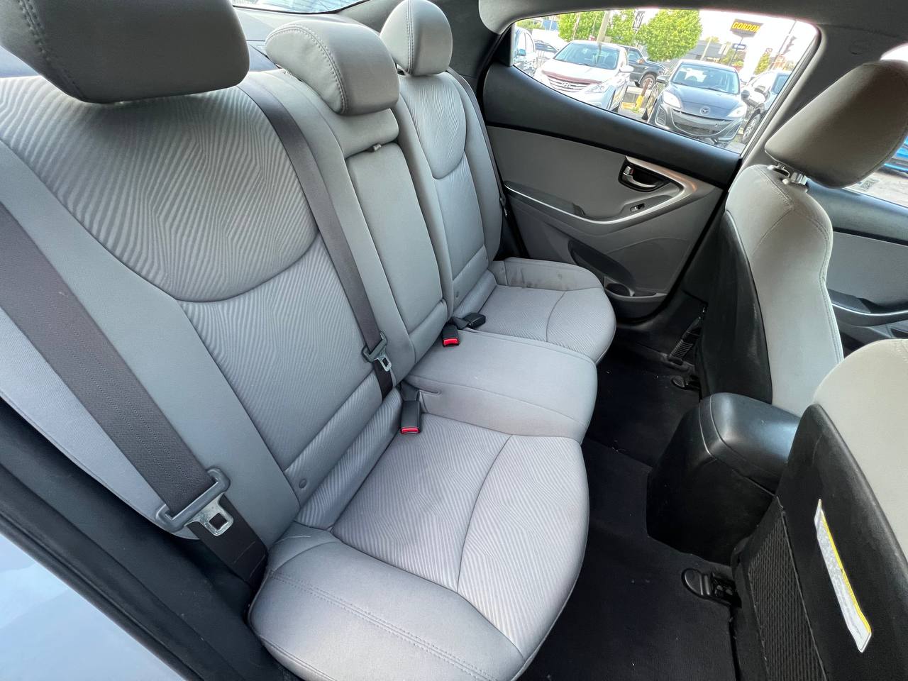 2013 Hyundai Elantra GL**SAAQ CERTIFIEE**SIEGES CHAUFFANTS** Main Image