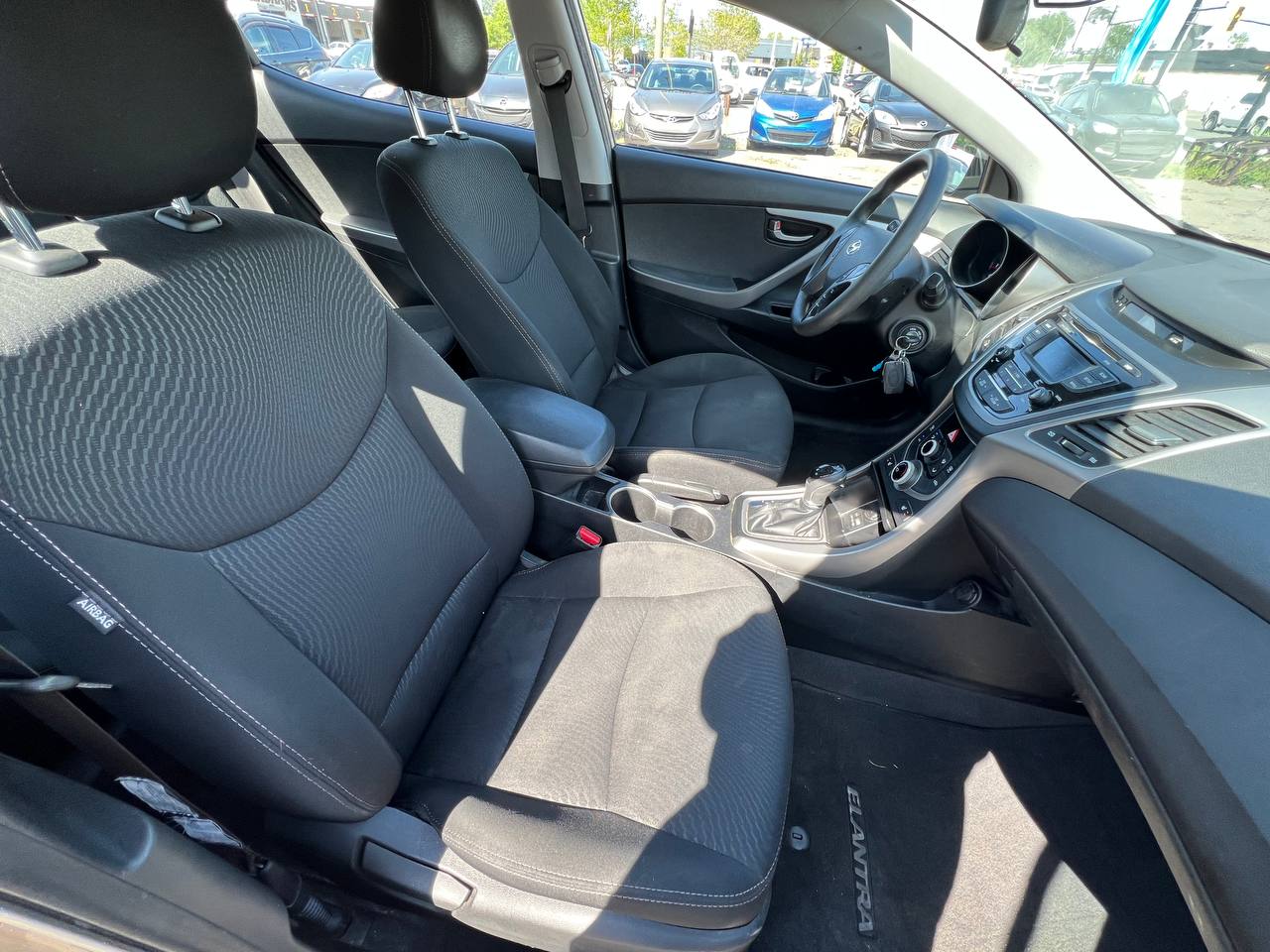 2015 Hyundai Elantra GL**SIEGES CHAUFFANTS**BLUETOOTH** Image principale