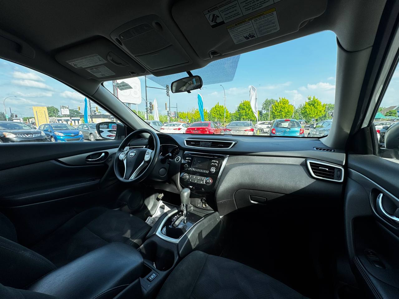 2016 Nissan Rogue SV**AWD**CAMERA DE RECULE**SIEGES CHAUFFNATS**MAGS**SIEGES ELECTRIC** Main Image