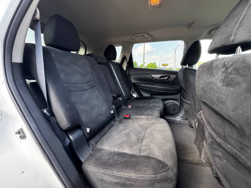 2016 Nissan Rogue SV**AWD**CAMERA DE RECULE**SIEGES CHAUFFNATS**MAGS**SIEGES ELECTRIC** Main Image